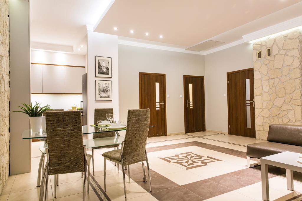 Noclegi10A Zamosc  Luaran gambar